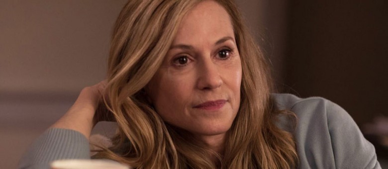 Holly Hunter - "Beth Gardner" (Büyük Hasta - The Big Sick)