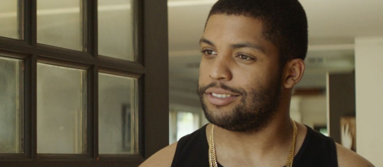 O'shea Jackson - "Dan Pinto" (Ingrid, Batıya doğru gidiyor - Ingrid, Goes West)