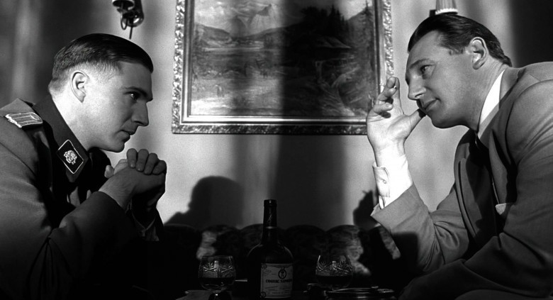 Yalanlarımız ortaya çıkmadıkça, hepimiz dürüstüz.