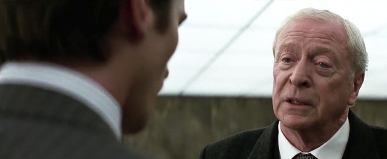 Bazı insanlar dünyanın alevler içinde kalışını seyretmek ister.