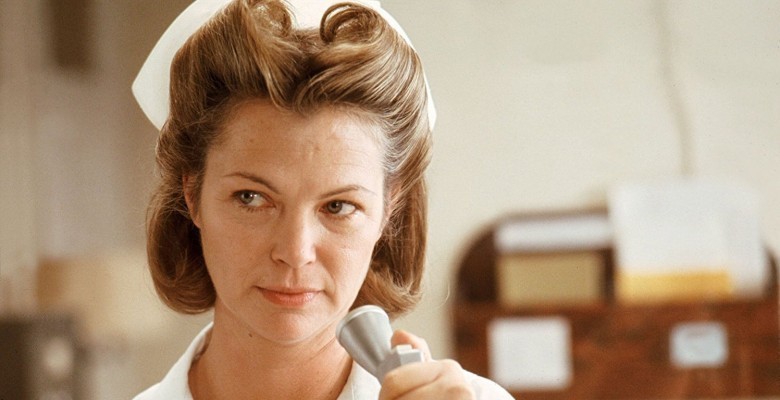 Ama deliyim ben doktor. Yemin ederim.