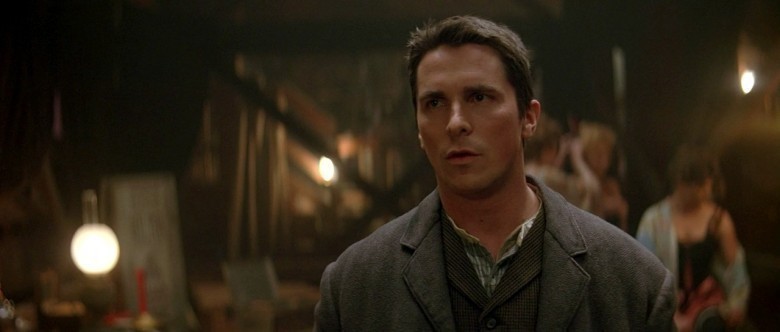 Alfred Borden, bu gün Kral ve İngiltere Yüksek Mahkemesi adına bu dünyaya veda edeceksiniz. Söyleyecek son bir sözünüz var mı? Abracadabra.