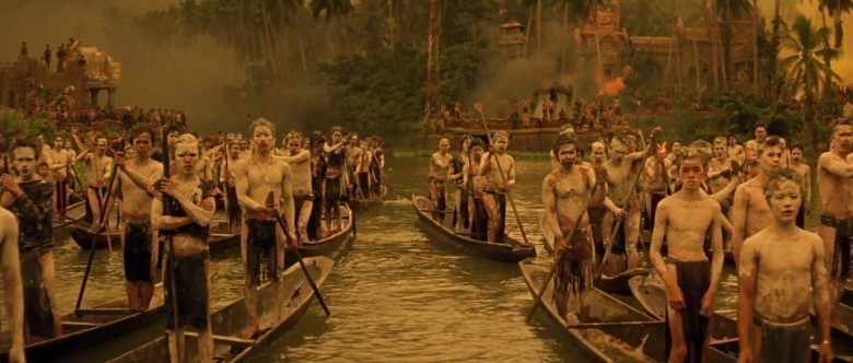 Ahlaklı adamların olmalı, hem dürüst olacak aynı zamanda da en ilkeli. Öldürmek için içgüdülerini kullanabilen adamlar. Duygusuzca, merhametsizce, yargılamadan. Bizi bozguna uğratan yargılarımız.