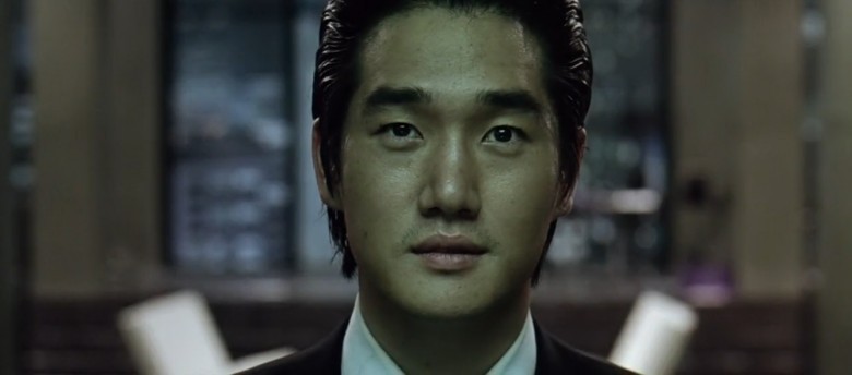 Her karanlık, kendisini sonlandıracak şafağın tohumlarını içinde barındırır.