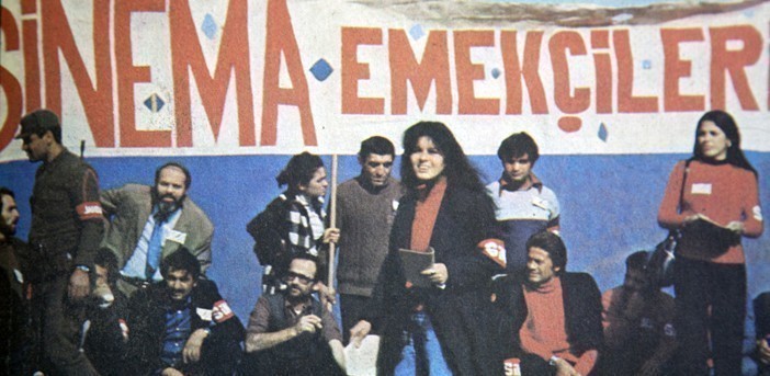 1977 Yılında Sinemada yasal düzenlemeler hazırlamak adına Sinema Dairesi Başkanlığı kurulacak bu da Emekçiler tarafından tepkiyle karşılanacaktır.