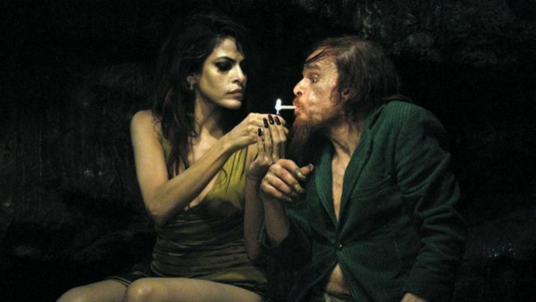 Kutsal Motorlar (Holy Motors) - 2012 Film İncelemesi